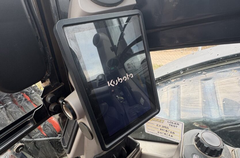 0189c5fd-6362-4c3c-a50f-cca51619f95c