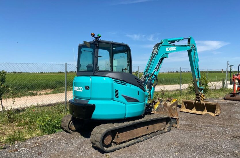 16275ca9-a364-4d5b-a853-38f4d834d690