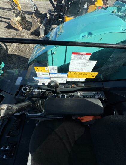 6c08b957-12df-43b6-9f71-50ccf166b333