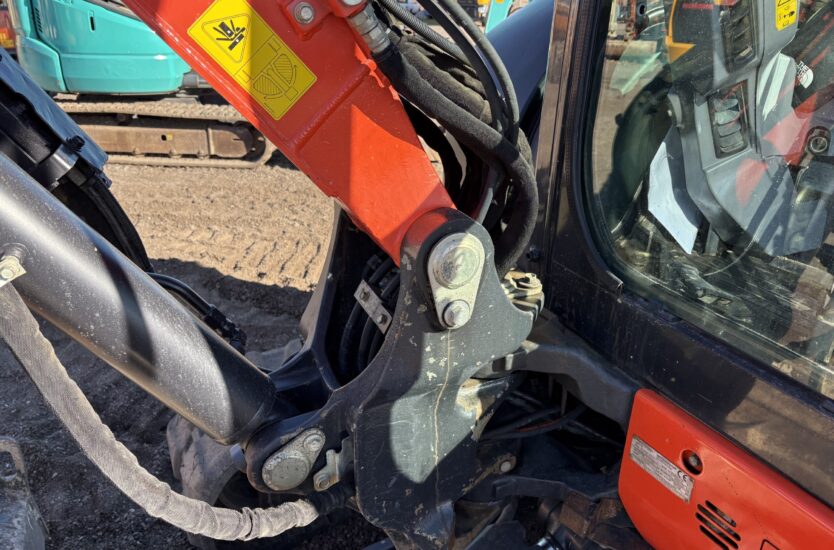 98e3309d-d36d-48af-b5d5-a077f21068e1