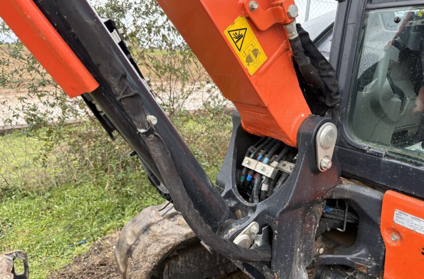 a34abdae-3aa8-4a55-aff4-c98579807f5a