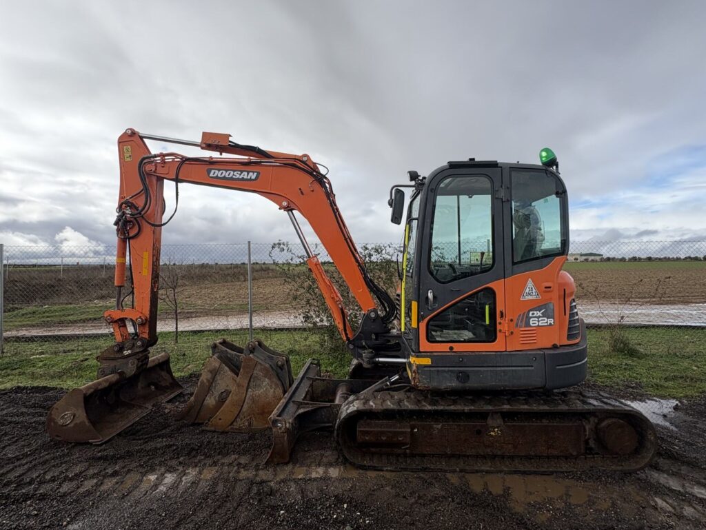 eb34795f-11cd-48cb-9cde-43d11d209177